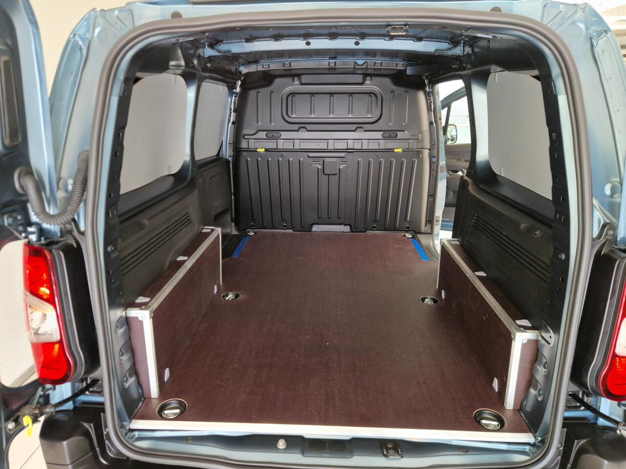 Peugeot PARTNER e-Partner L2 50 kWh | tot 8 jaar garantie | Pakket Comfort Connect | Pakket Drive Assist | betimmering | velgen | Climate Control | rijklaarprijs