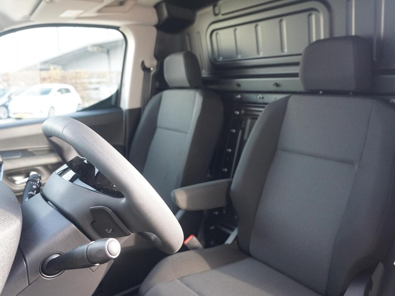 Peugeot PARTNER e-Partner L2 50 kWh | 8 jaar garantie | camera | Apple Carplay | laadruimtebetimmering | ECO LED koplampen | Comfort stoel | rijklaarprijs