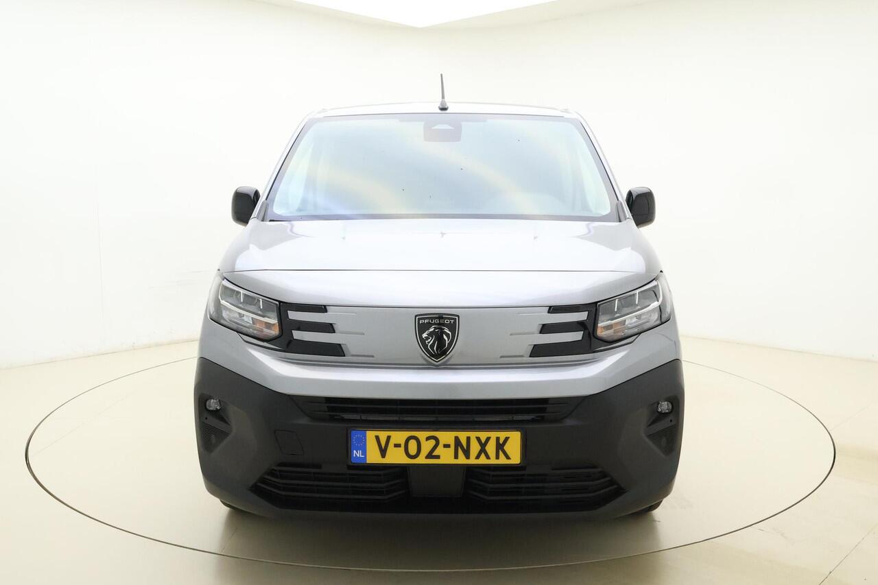 Peugeot PARTNER e-Partner 136 L1 50 kWh | Climate Control | Cruise Control | Houten laadvloer | Stoel-, voorruit- en stuurverwarming | Warmtepomp | LED koplampen