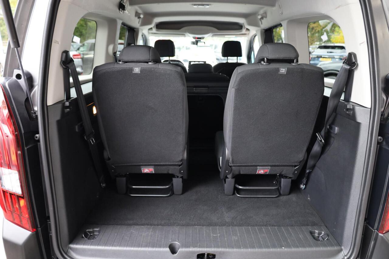 Peugeot Rifter Long 1.2 Puretech Long Allure 7-ZITTER!! CAMERA CARPLAY CRUISE DAB 2xPDC CLIMA NAVI FLIPPERS