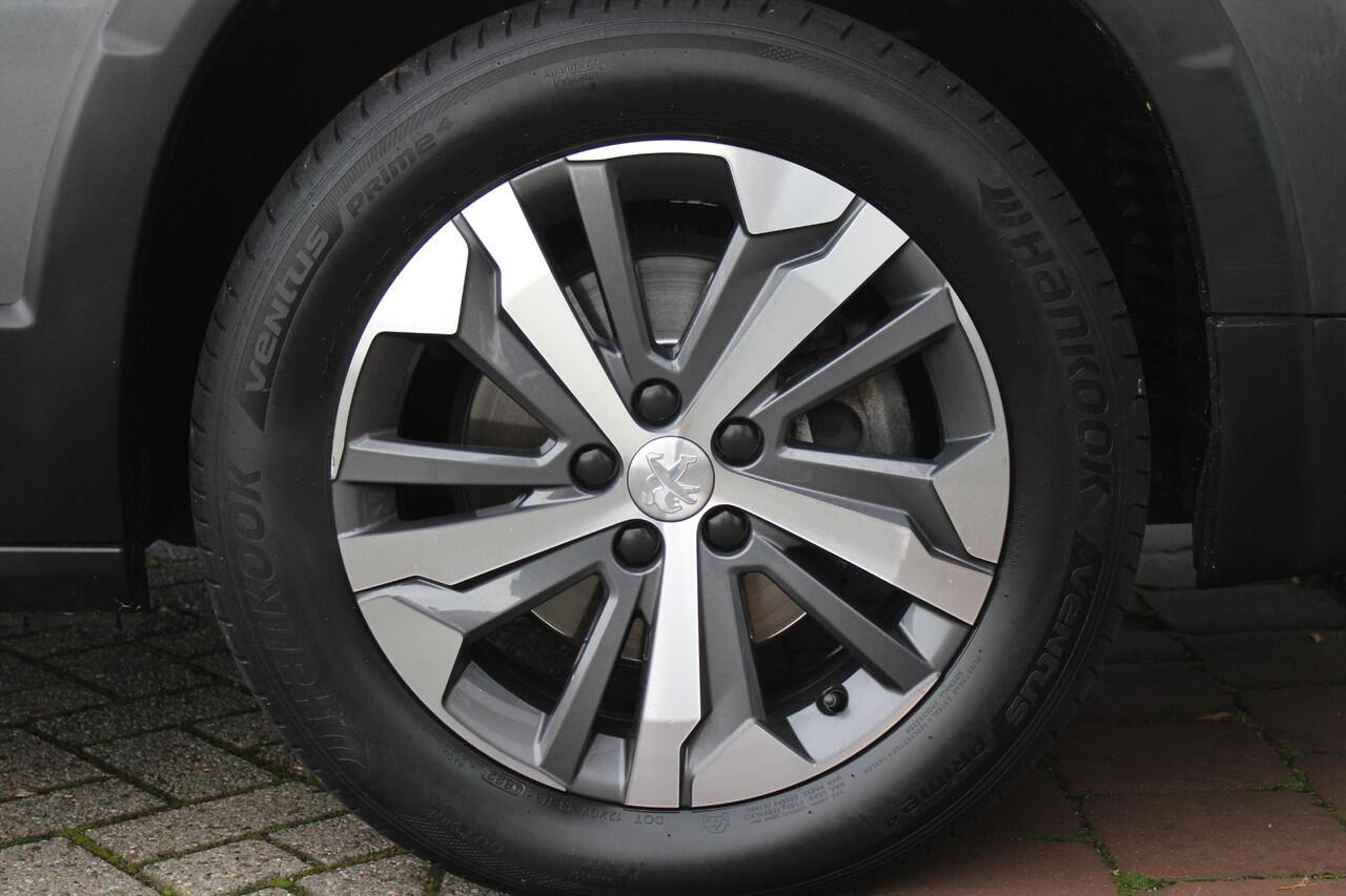 Peugeot Rifter 1.2 130PK AUTOMAAT GT-LINE | PANORAMA DAK INCL. BAGAGE DEK | TREKHAAK | NAVIGATIE | APPLE CARPLAY/ANDROID AUTO | PARKEERSENSOREN ACHTER | LICHTMETALEN VELGEN | CLIMATE CONTROL | CRUISE CONTROL | DAB+ RADIO |