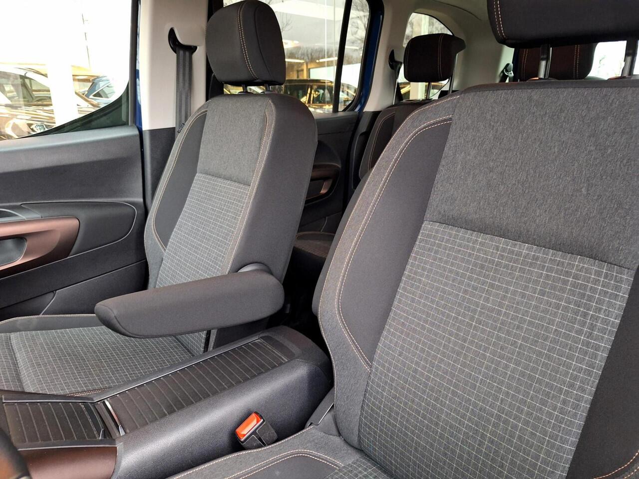 Peugeot Rifter 1.2 GT-Line 7Pers | D-riem vervangen | Navi | Climate | Cruise Control | Camera |