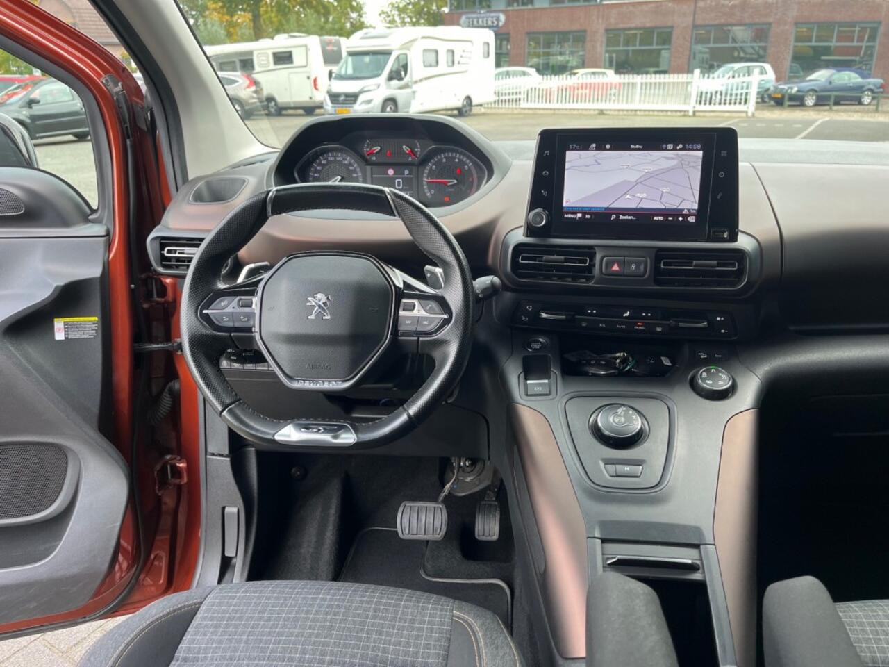 Peugeot Rifter 1.2 130pk Automaat GT Line Vol Opties!!! bj2021