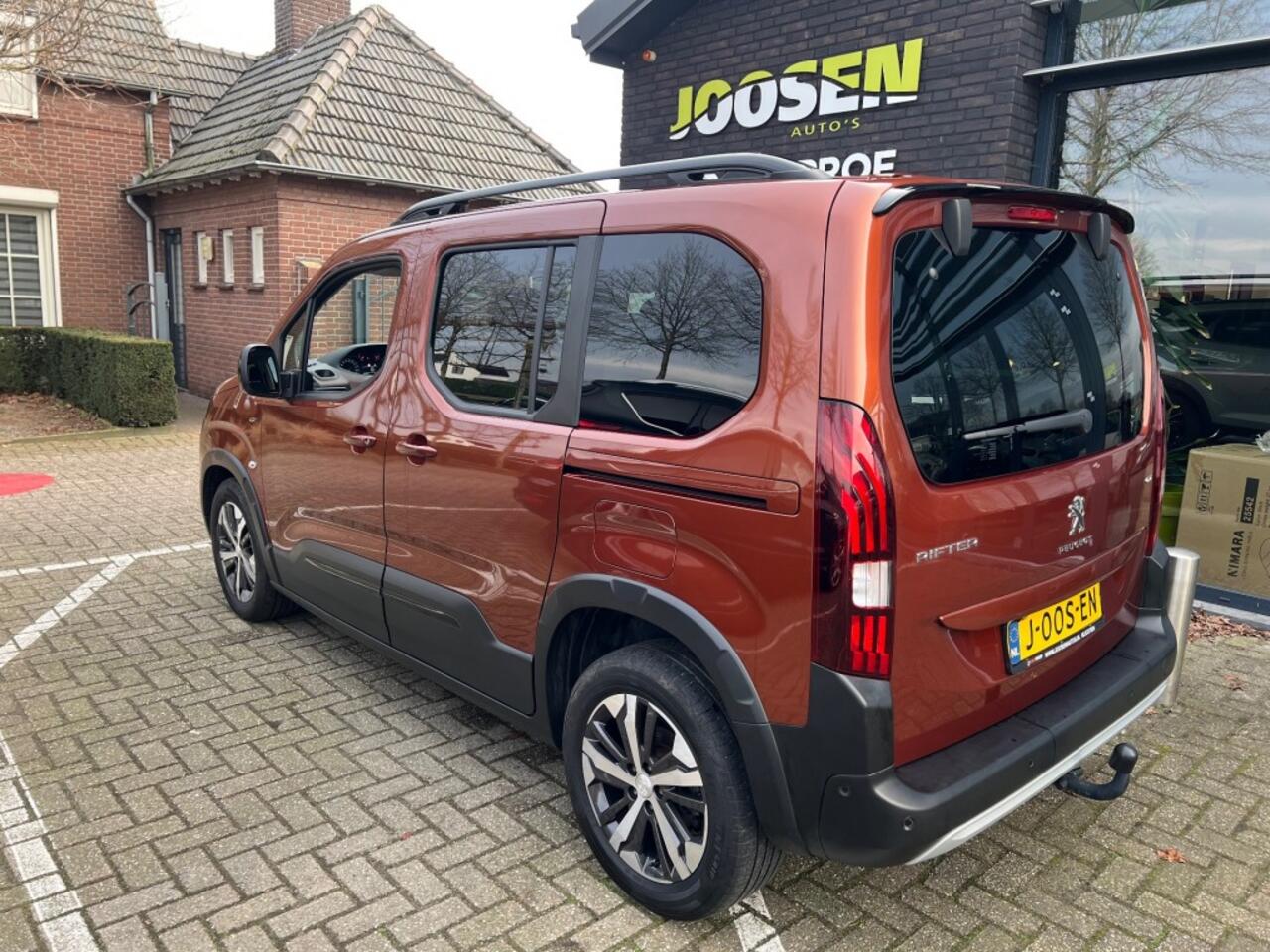 Peugeot Rifter 1.2 PURETECH GT