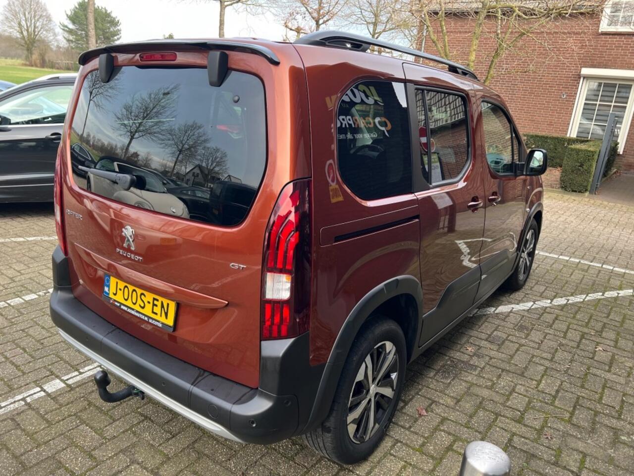 Peugeot Rifter 1.2 PURETECH GT