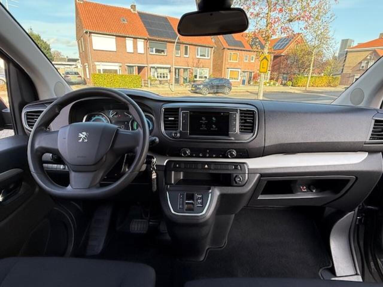 Peugeot Traveller e-Traveller 50 kWh Business 2x schuifdeur camera pdc cruise 9 persoons