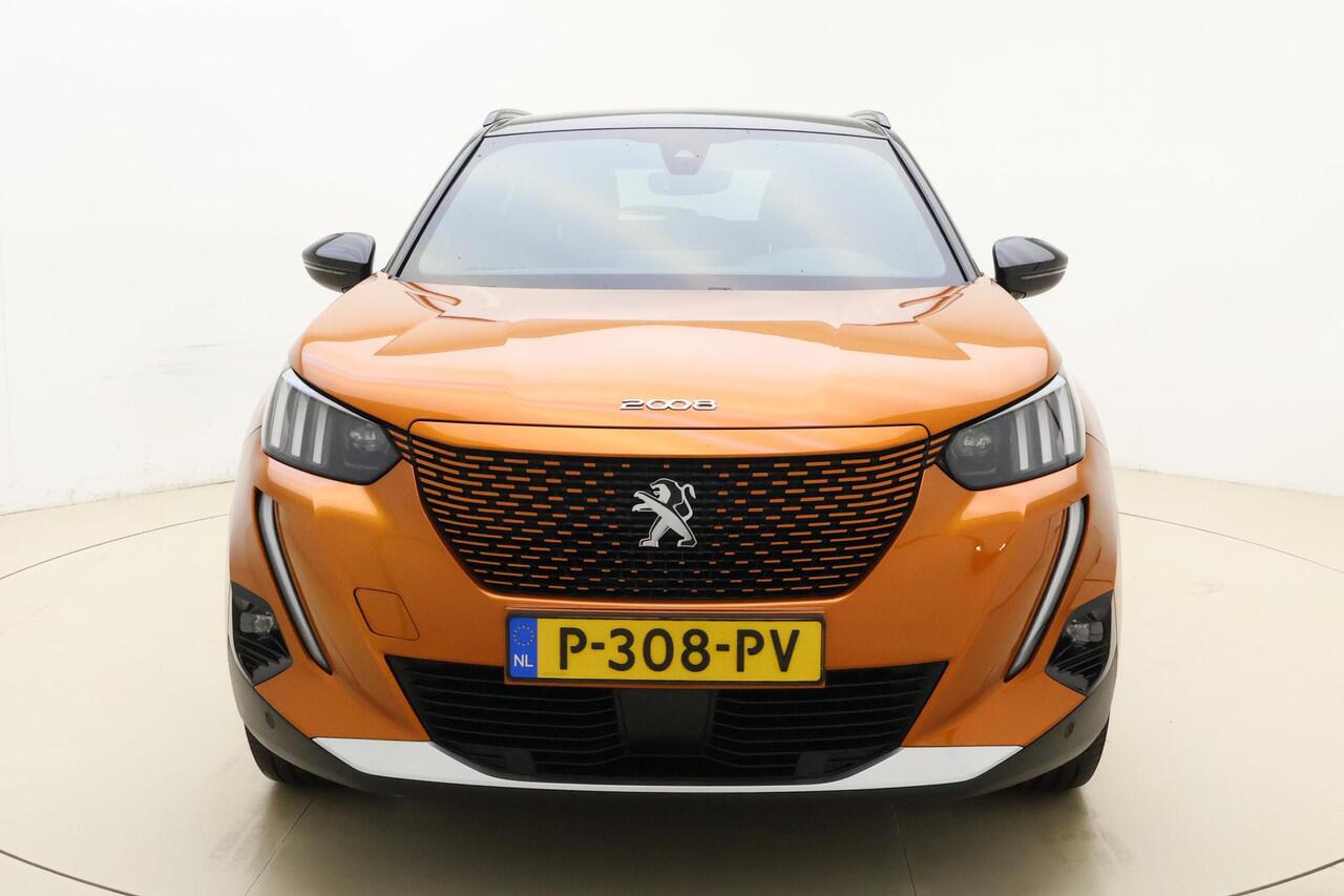 Peugeot e-2008 EV GT 50 kWh 1-Fase | Navigatie | Apple Carplay & Android Auto | Full LED | Parkeersensoren voor & achter | Camera | 3D-Cockpit