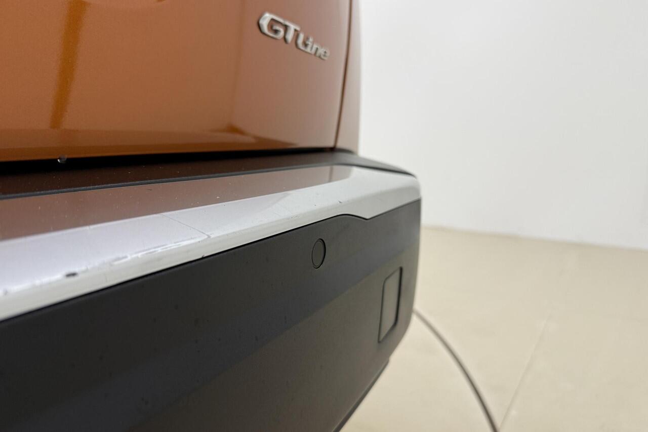 Peugeot e-2008 EV GT 50 kWh 1-Fase | Navigatie | Apple Carplay & Android Auto | Full LED | Parkeersensoren voor & achter | Camera | 3D-Cockpit