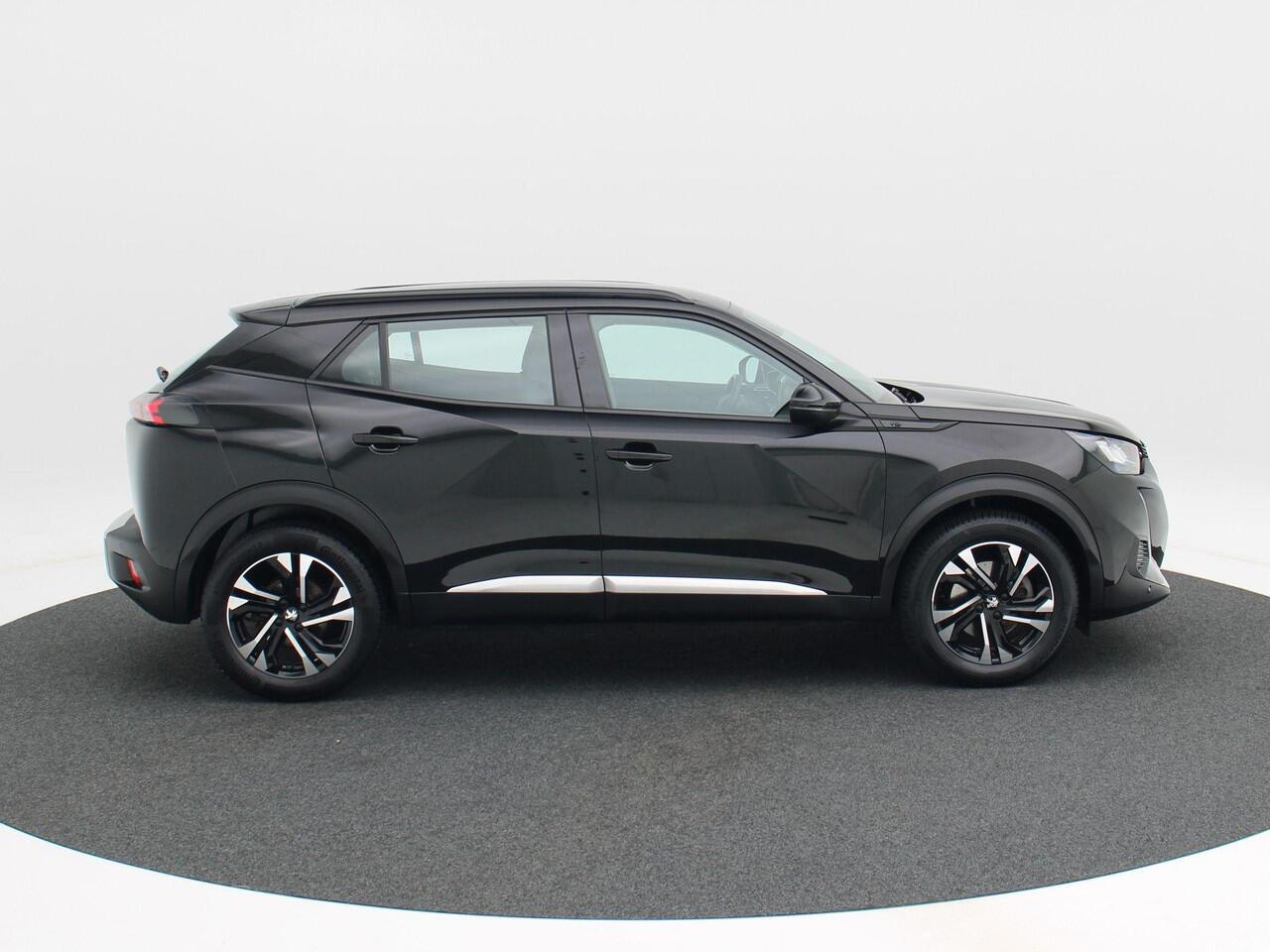 Peugeot e-2008 EV Active Pack 50 kWh 136 Pk | Adaptive Cruise | Camera | Keyless | Stoelverwarming | LED | 17 Inch | 57.313 Km