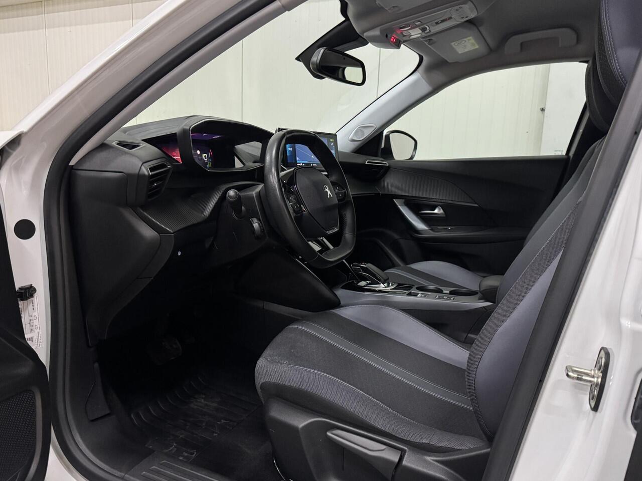 Peugeot e-2008 EV Allure 50 kWh 90% SOH PARELMOER DIGI-DASH CAMERA CARPLAY