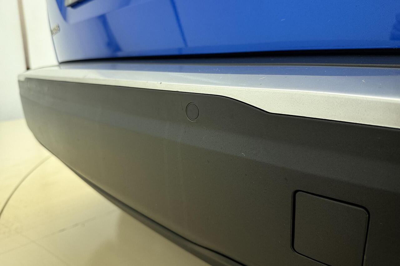 Peugeot e-2008 EV GT 50 kWh | Leer Alcantara | Stoelverwarming | Panoramadak |