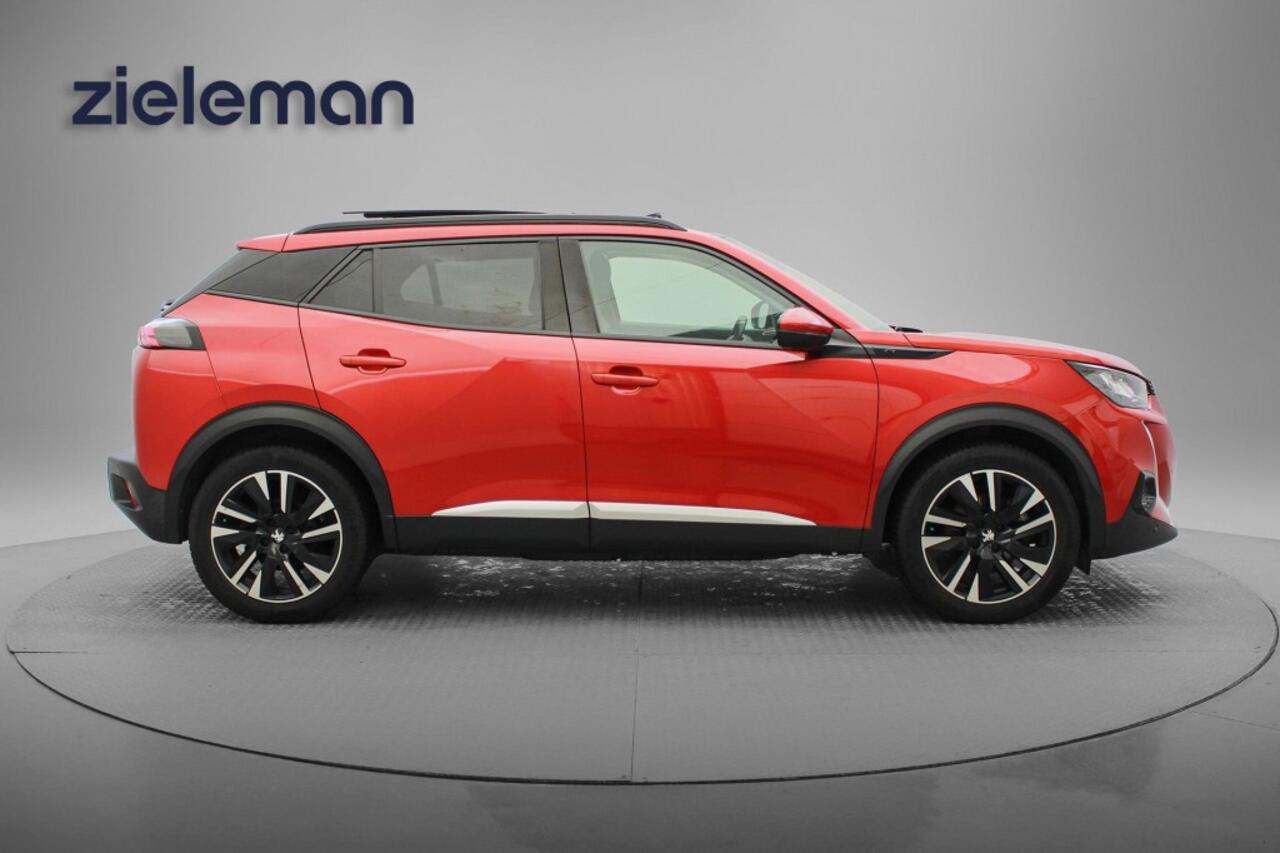 Peugeot e-2008 Allure 50 kWh - Digital Cockpit, Panorama, Carplay, Camera, Navi, Cruise, Stoelverw. SOH 87,8%