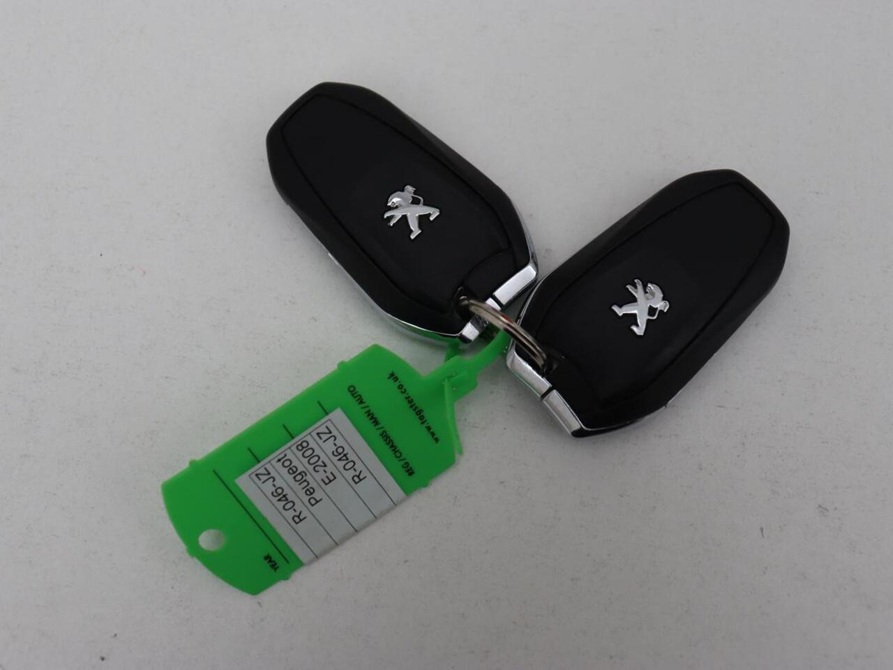 Peugeot e-2008 EV GT 50 kWh | SOH 98% | Carplay | Half leder | Camera | Digital Cockpit | Full LED | Cruise control | Climate control | Bluetooth