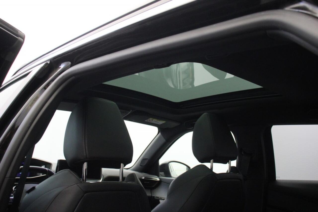 Peugeot e-2008 GT 50 kWh - Pano, Digitaal Cockpit, Carplay, Camera, Leer, Stoelverw. GERESERVEERD!!!
