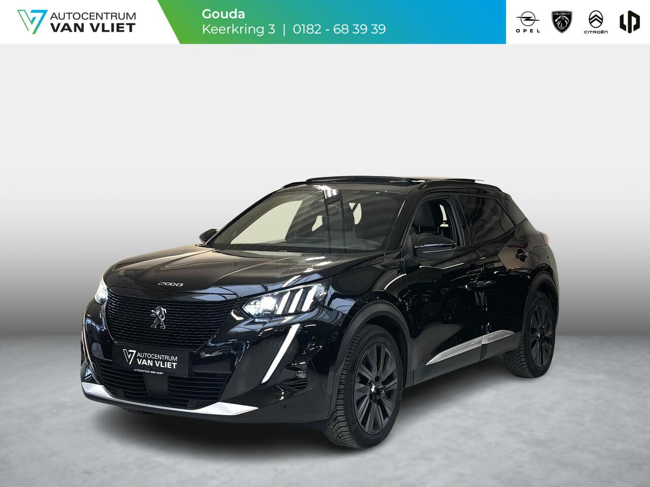 Peugeot e-2008 EV GT 50 kWh | ELEKTRISCH SCHUIFDAK | Alcantara | Stoelverwarming | Navigatie | Adaptive cruise control