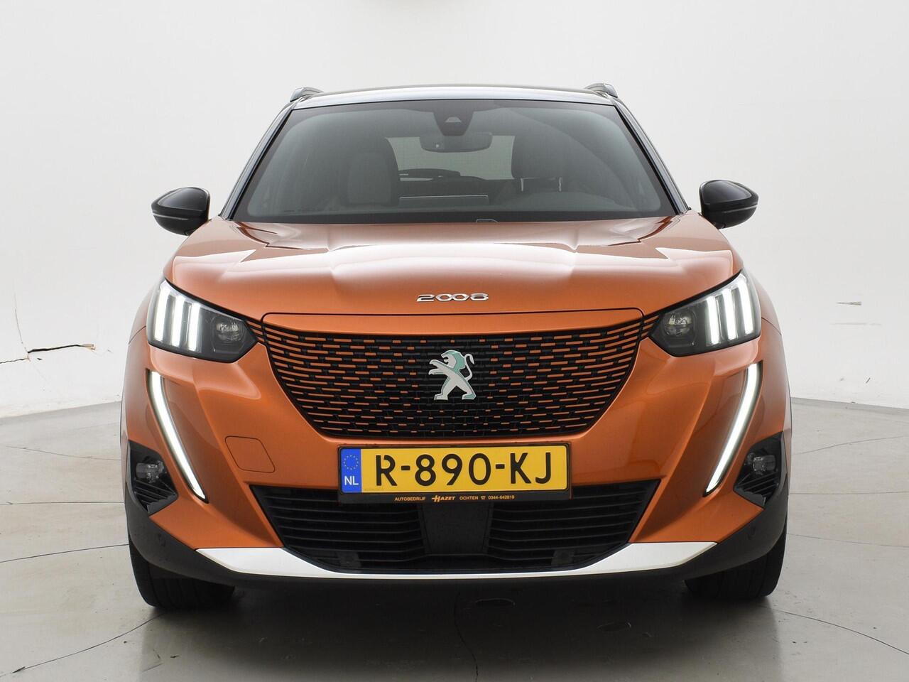 Peugeot e-2008 EV GT PACK 50 kWh + ADAPTIVE CRUISE | APPLE CARPLAY | SFEERVERLICHTING