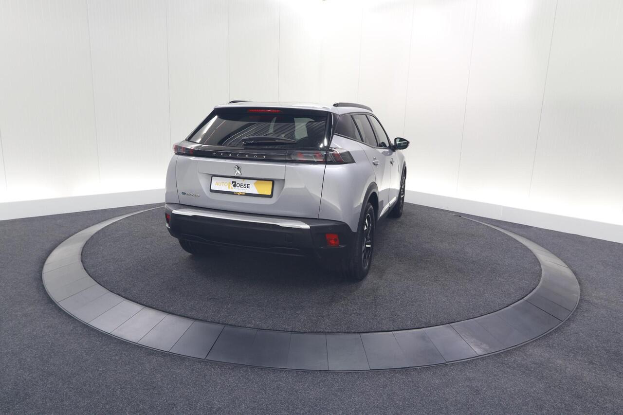 Peugeot e-2008 EV Allure 50 kWh | 3 Fase Laadfunctie | Camera | Navigatie | Parkeersensoren | Apple Carplay