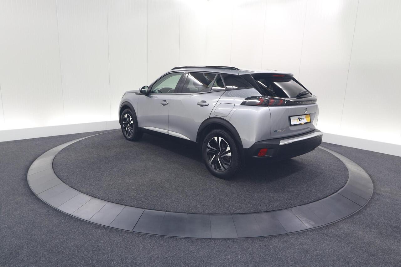Peugeot e-2008 EV Allure 50 kWh | 3 Fase Laadfunctie | Camera | Navigatie | Parkeersensoren | Apple Carplay