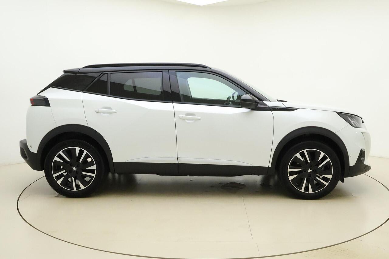 Peugeot e-2008 EV GT Pack 50 kWh Leer/alcantara | stoelverwarming | Navigatie | Camera