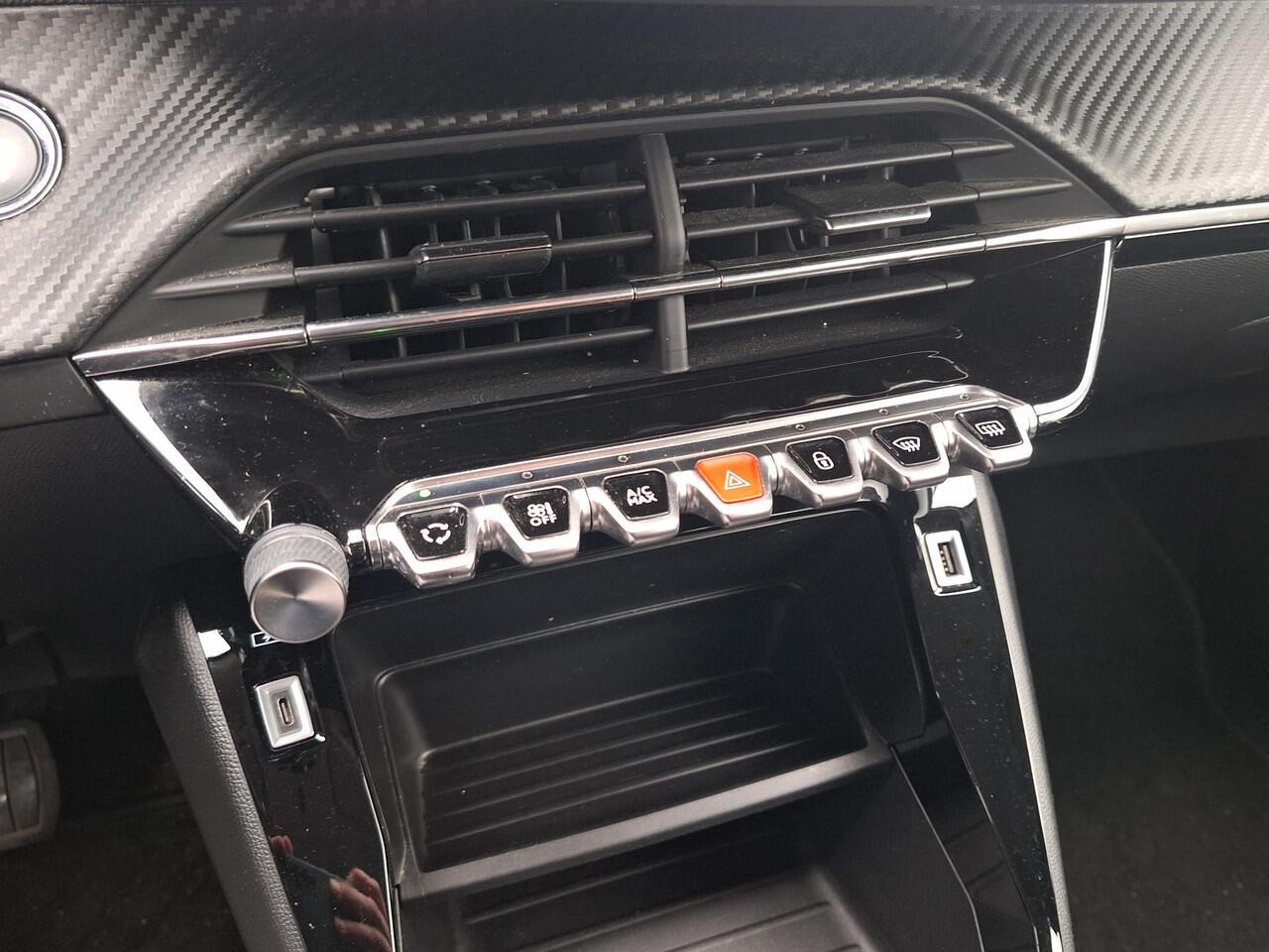 Peugeot e-2008 EV Active Pack 50 kWh | SOH: 91,9% | Climate | Navi | Cruise Control |