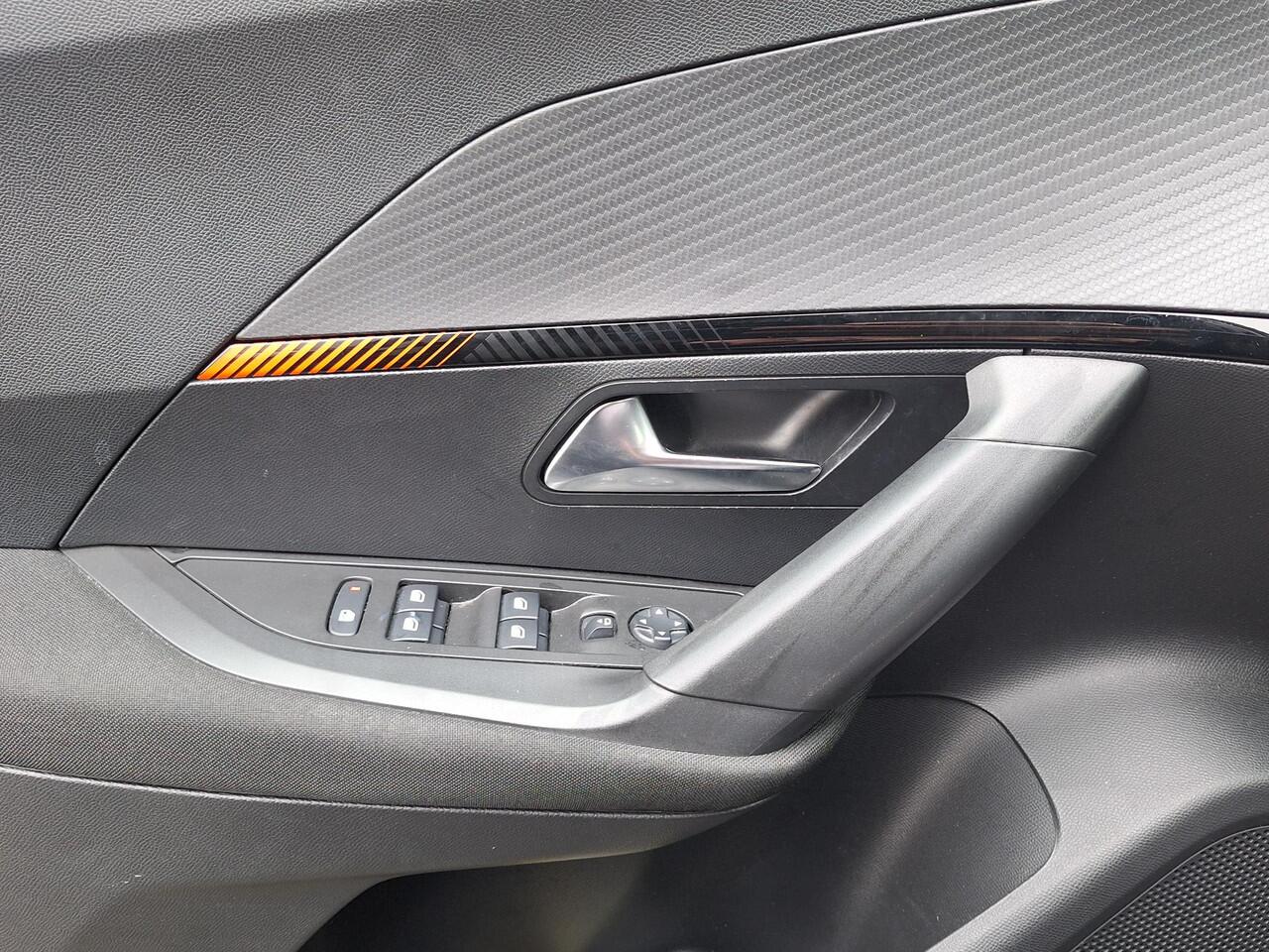 Peugeot e-2008 EV Active Pack 50 kWh | SOH: 91,9% | Climate | Navi | Cruise Control |