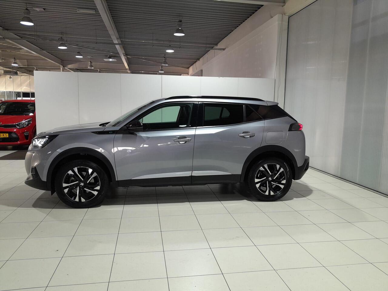 Peugeot e-2008 EV Allure 50 kWh | Navigatie | LED mistlampen | All season banden |