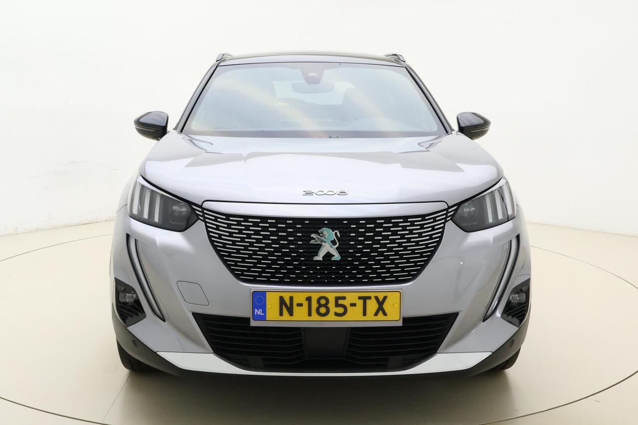 Peugeot e-2008 EV GT Pack 50 kWh | Adaptive Cruise Control | Panorama dak | Stoelverwarming | Alcantara bekleding | Full LED | Camera | Drive Assist | Keyless Entry & Start | Navigatie
