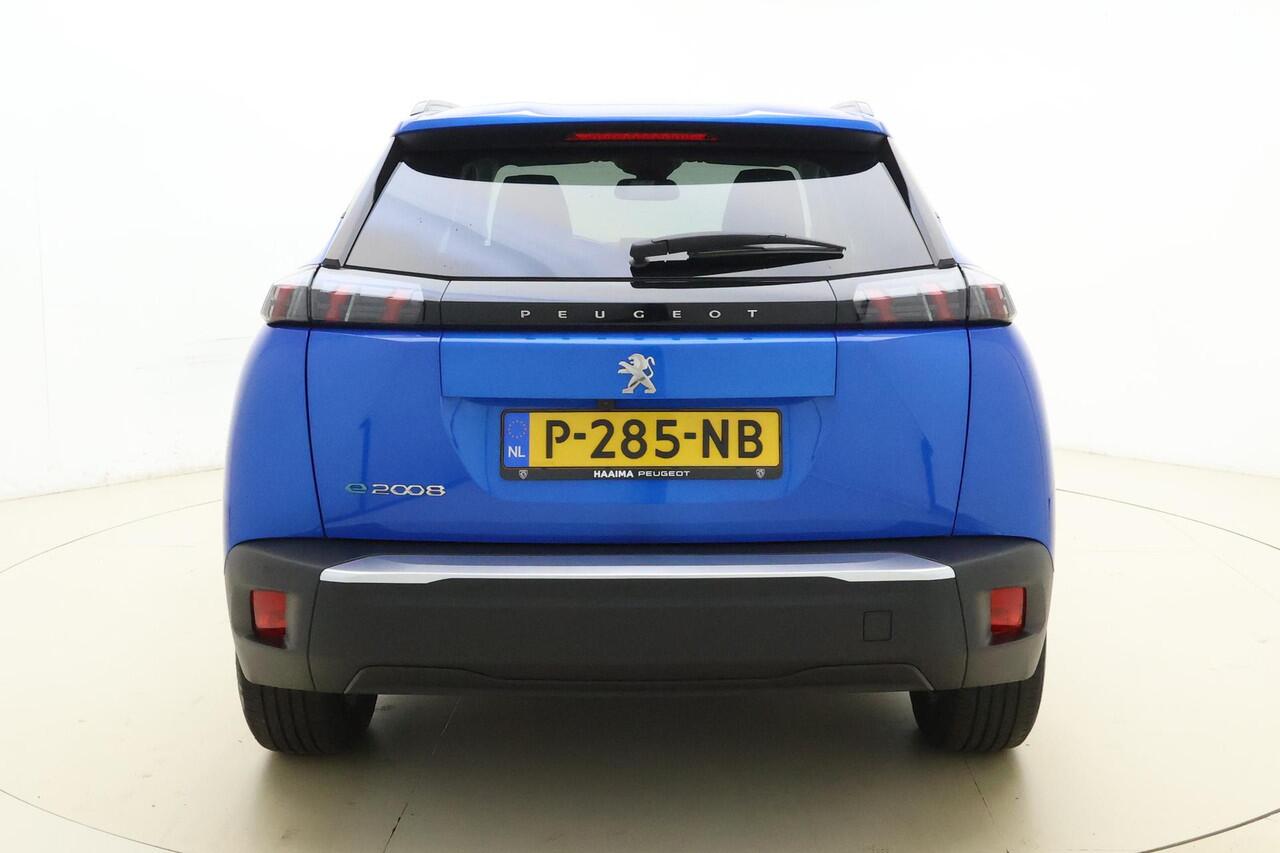 Peugeot e-2008 EV Allure Pack 50 kWh | Navigatie | Apple Carplay/Android Auto | Climate&Cruise Control| Camera | LM velgen