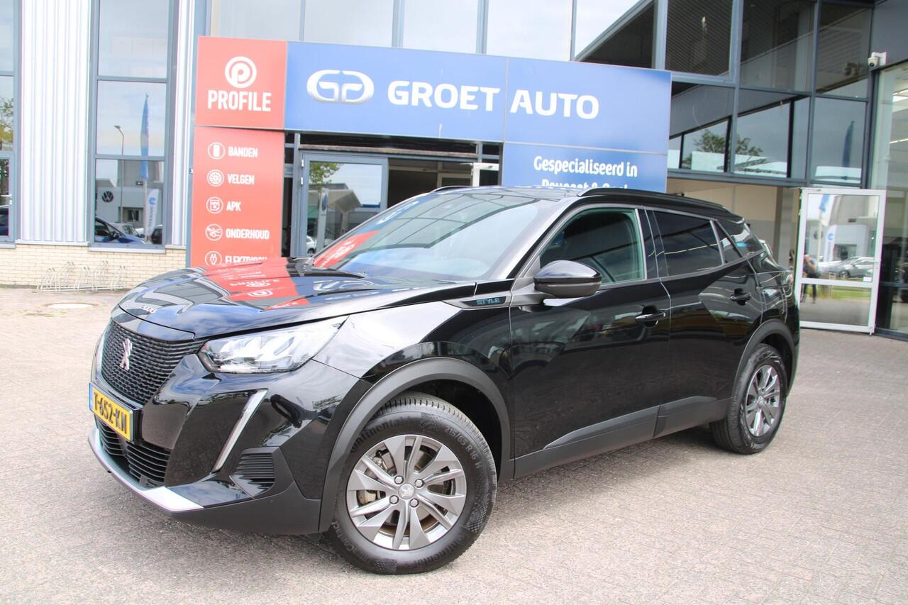 Peugeot e-2008 EV Style 50 kWh Airco Navi Camera Carplay Zeer mooi