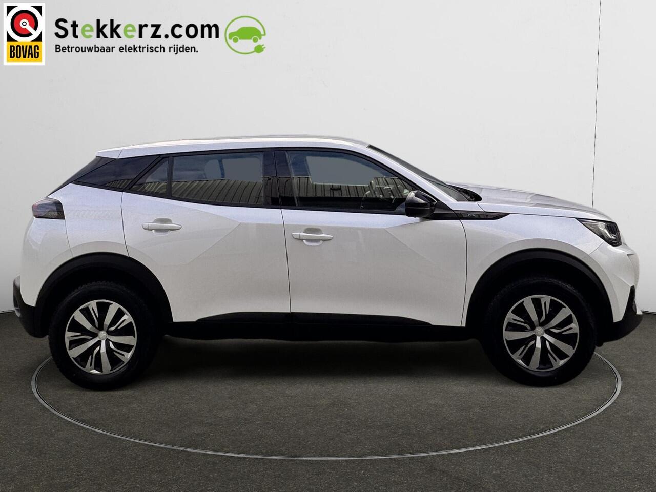 Peugeot e-2008 EV Active 50 kWh 3 Fase, 10.000 km! AVILOO Accutest