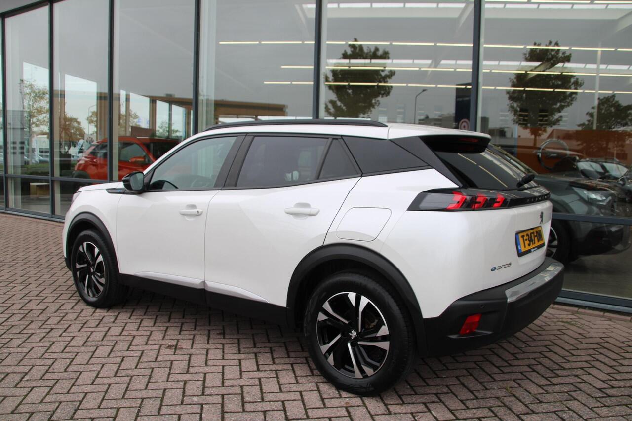 Peugeot e-2008 EV Allure Pack 50 kWh Automaat Airco Carplay Dealer onderhouden