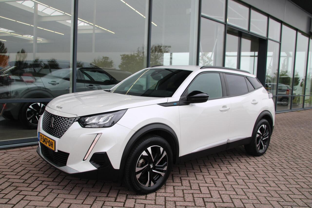 Peugeot e-2008 EV Allure Pack 50 kWh Automaat Airco Carplay Dealer onderhouden