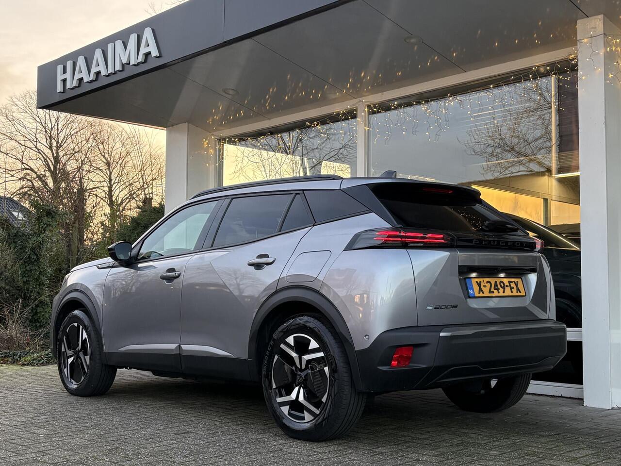 Peugeot e-2008 EV Allure 54 kWh | Adaptieve Cruise Control | 360gr camera | Keyless Entry | Stoelverwarming | Navigatie | 100kW snel laden