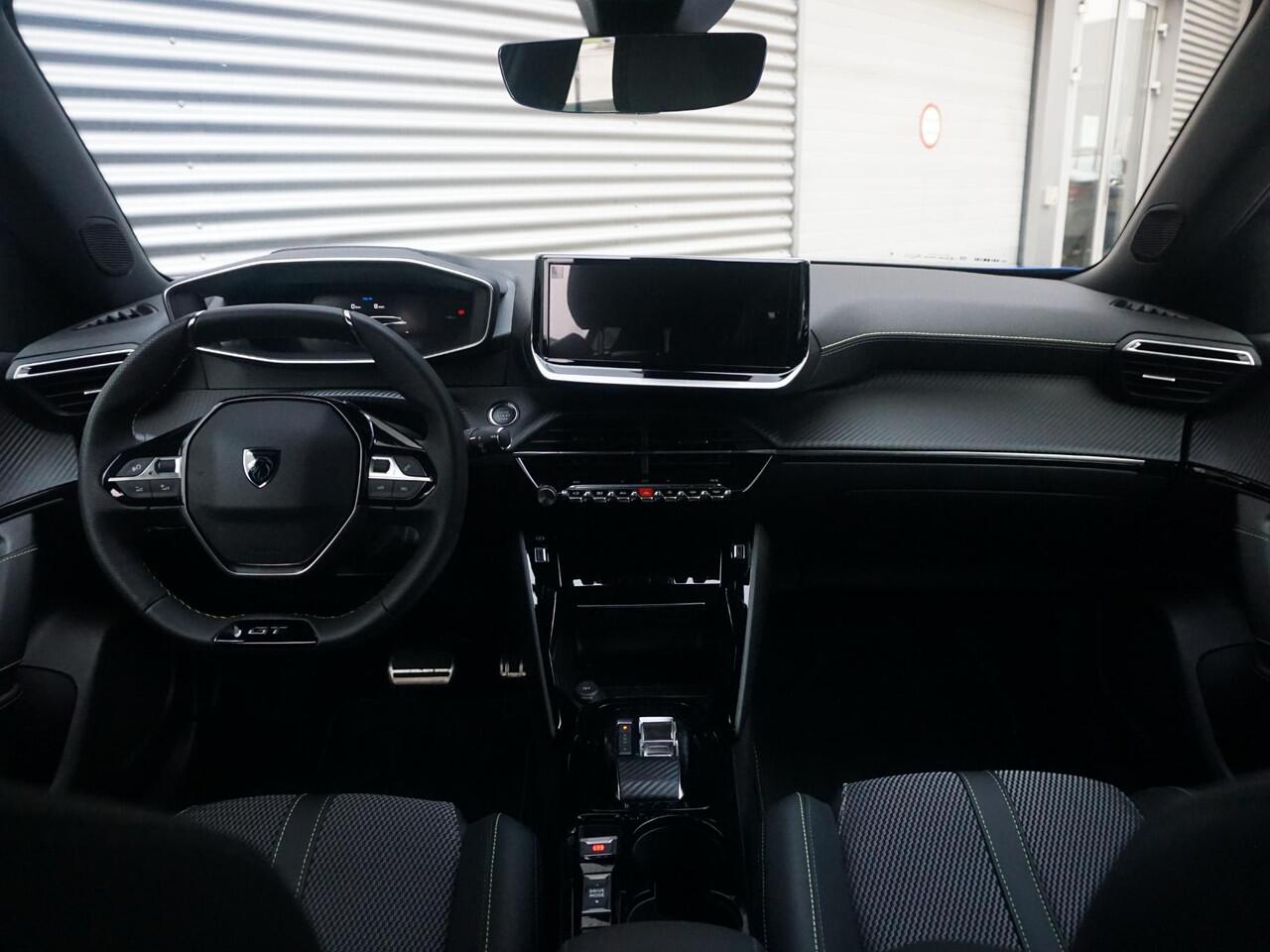 Peugeot e-2008 EV GT 54 kWh Camera pakket | 4 Seizoensbanden