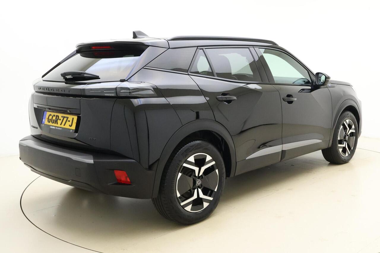 Peugeot e-2008 EV GT 54 kWh | Adaptieve Cruise control | Camera | LED Verlichting | Sportstoelen | Navigatie | Climate control