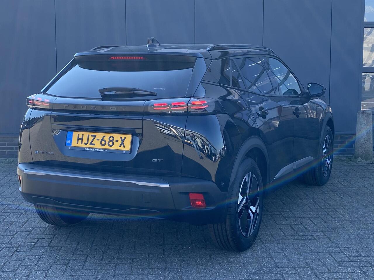 Peugeot e-2008 EV GT Avantage 54 kWh | NIEUW | Navigatie | Camera voor & achter | Stoelverwarming | tot 406km WLTP Actieradius