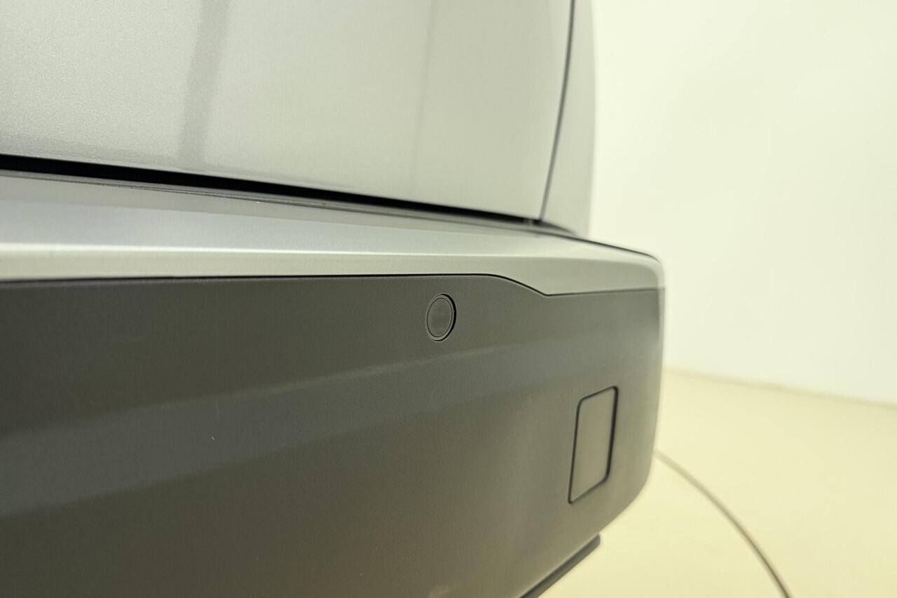 Peugeot e-2008 EV Allure Avantage 54 kWh | Apple carplay/Android auto| Adaptive cruise | Camera V+A | Navigatie | 3D-Cockpit | 3-Fase |