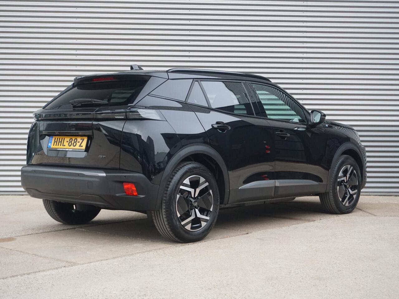 Peugeot e-2008 EV GT Avantage 54 kWh Alcantara interieur