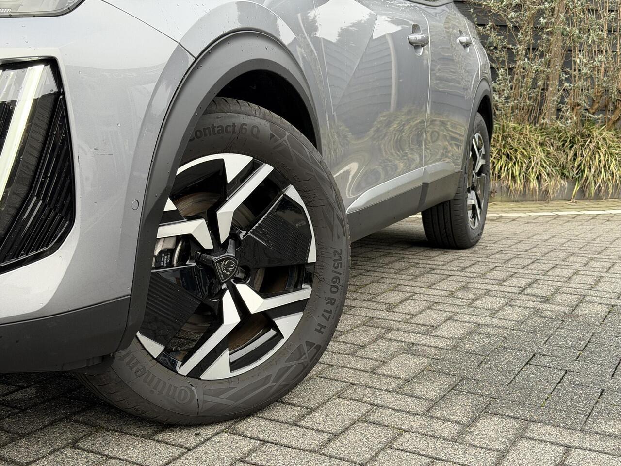 Peugeot e-2008 Allure Avantage 54 kWh 156PK Automaat Navigatie, Camera Voor & Achter, Parkeersensoren, Apple Carplay, Android Auto