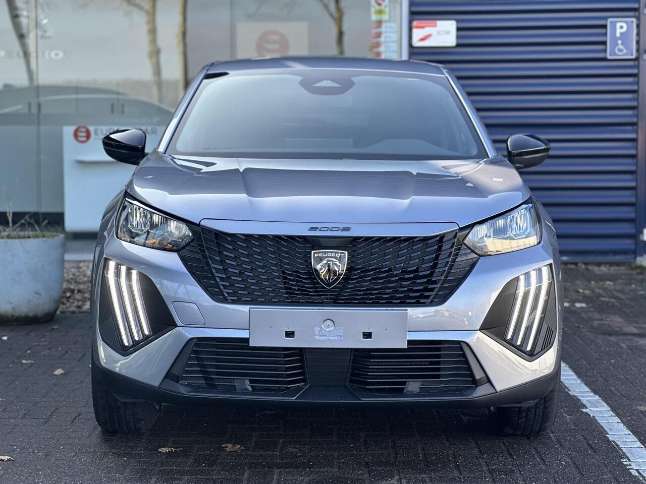 Peugeot e-2008 EV Business 54 kWh | Navigatie | Apple Carplay/Android Auto | DAB | Full LED | Climate Control | Cruise Control | Parkeercamera/-sensoren |
