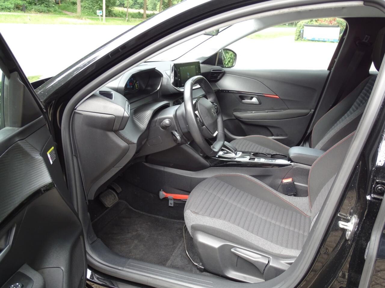 Peugeot e-208 EV Active 50 kWh Actieradius 290 km incl btw