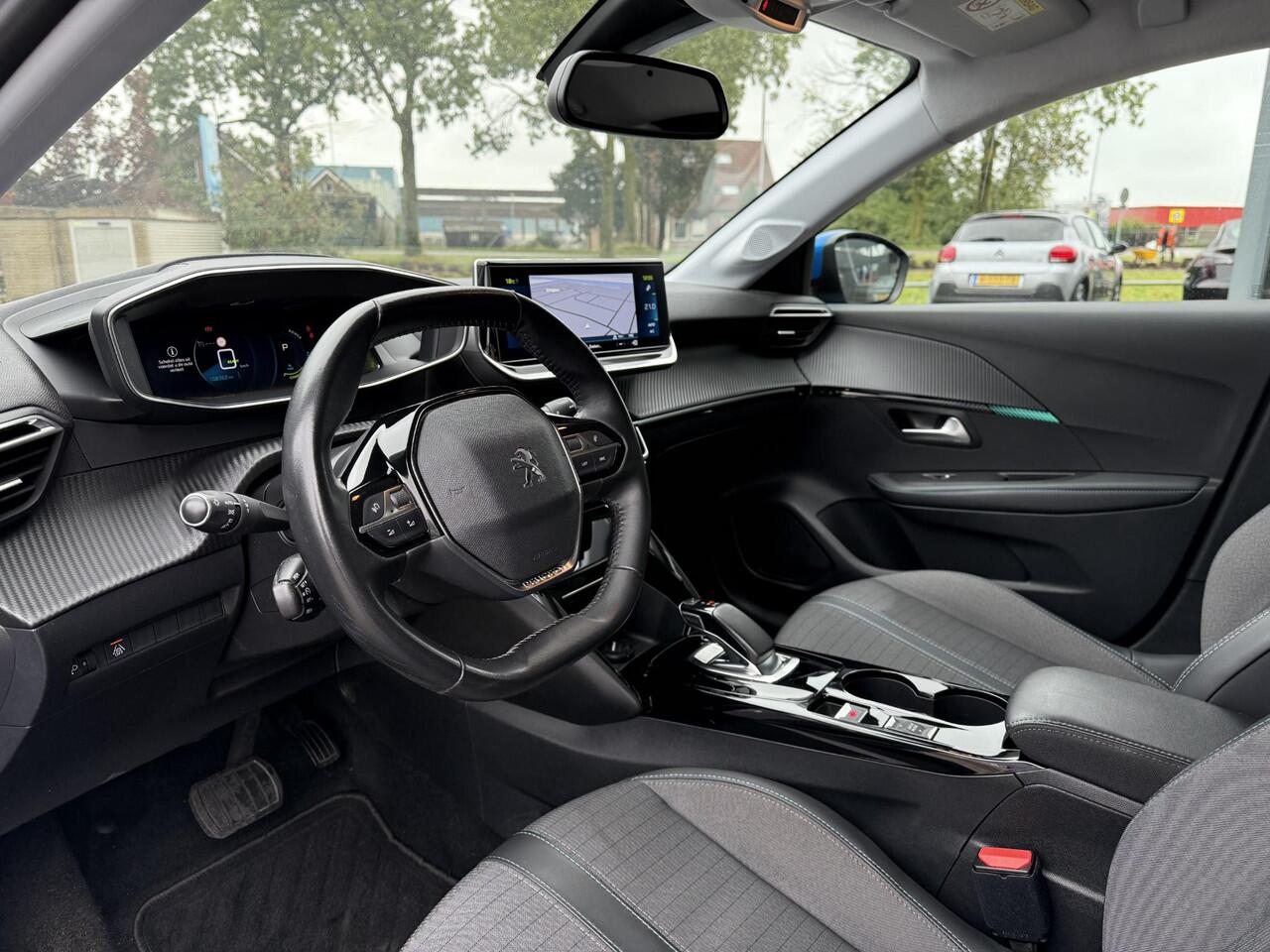 Peugeot e-208 EV Aut. Allure 50 kWh | Navi | Camera | Carplay |