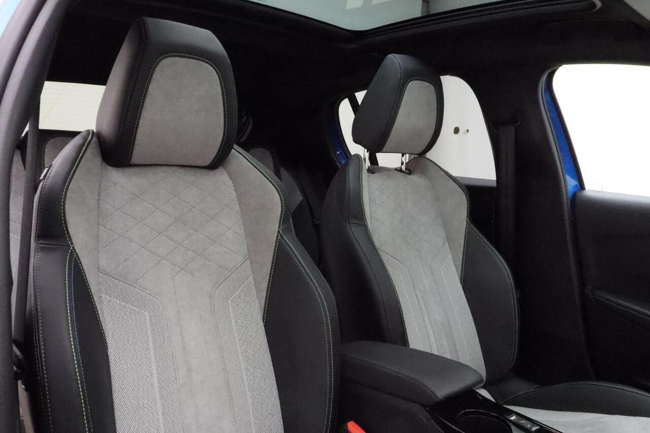 Peugeot e-208 EV GT 350 50 kWh | Navigatie | Panorama dak | Stoelverwarming | Weinig KM! | Getint Glas | Achteruit rij Camera