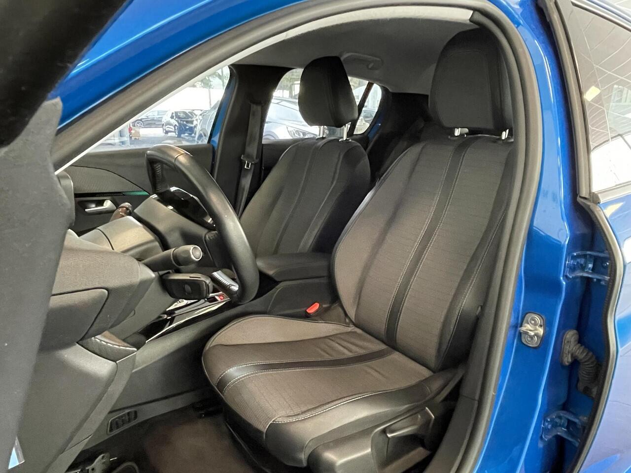 Peugeot e-208 Allure Pack EV 3-FASEN 50kWh 136pk | ADAPTIVE CRUISE | KEYLESS ENTRY | STOELVERW. | LED | ISOFIX | 180