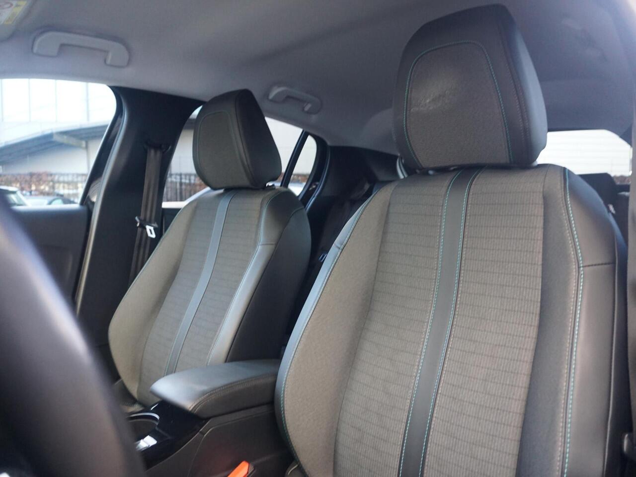 Peugeot e-208 EV Allure Première 50 kWh