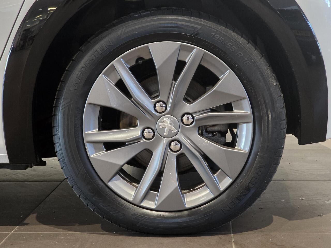 Peugeot e-208 Allure Pack EV 3-FASEN 50kWh 136pk | 3D i-COCKPIT®| PARELMOER! | ADAPTIVE CRUISE | KEYLESS | STOELVERW. | LED | ISOFIX | NAVI | 180° CAMERA |