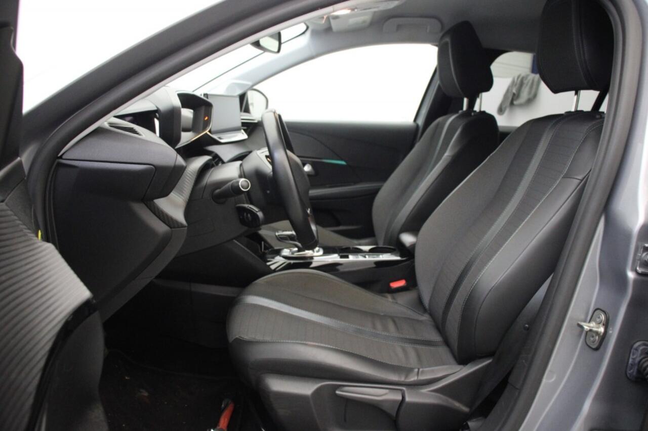 Peugeot e-208 Allure PremiÃ?re 50 kWh - Digitaal Cockpit, Carplay, , Camera,, Half Leer, Stoelverw. SOH 90,4%