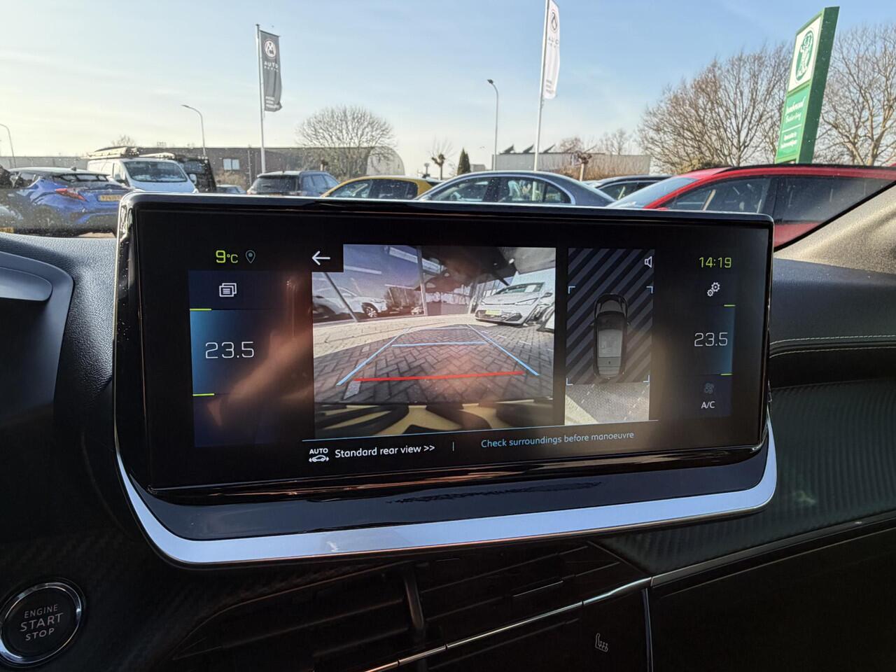 Peugeot e-208 EV GT 350 50 kWh SOH 95% | MULTIMEDIA | NAVIGATIE | AIRCO/ECC | APPLE CARPLAY/ANDROID AUTO | CRUISECONTROL | CAMERA | SPORT STOELEN | PARKEERSENSOREN |