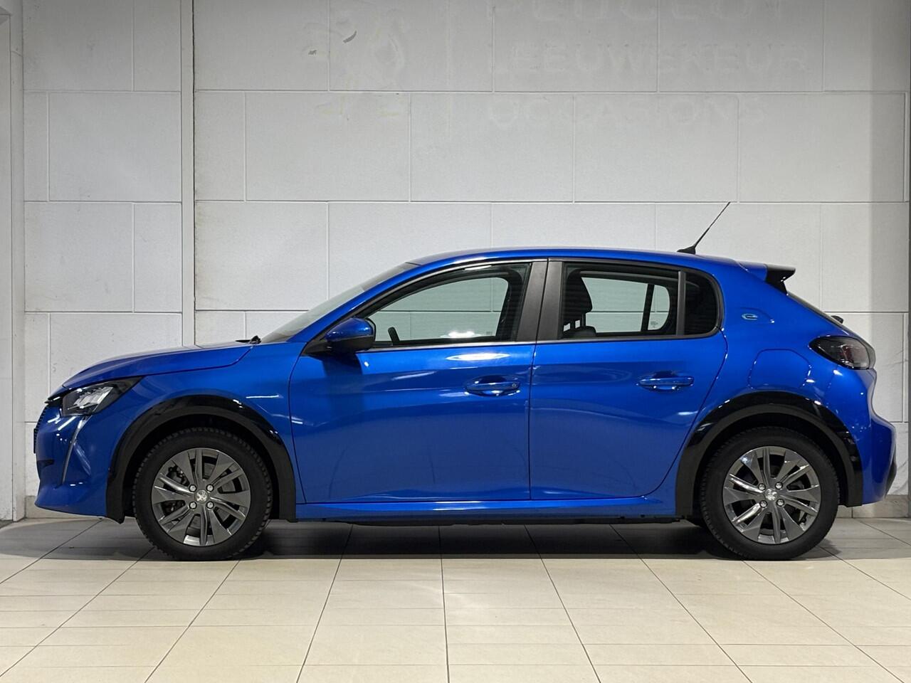 Peugeot e-208 Active Pack EV 3-FASEN 50kWh 136pk | APPLE CARPLAY / ANDROID AUTO | PARKEERHULP | LM-VELGEN | LED | ISOFIX | DAB+ |