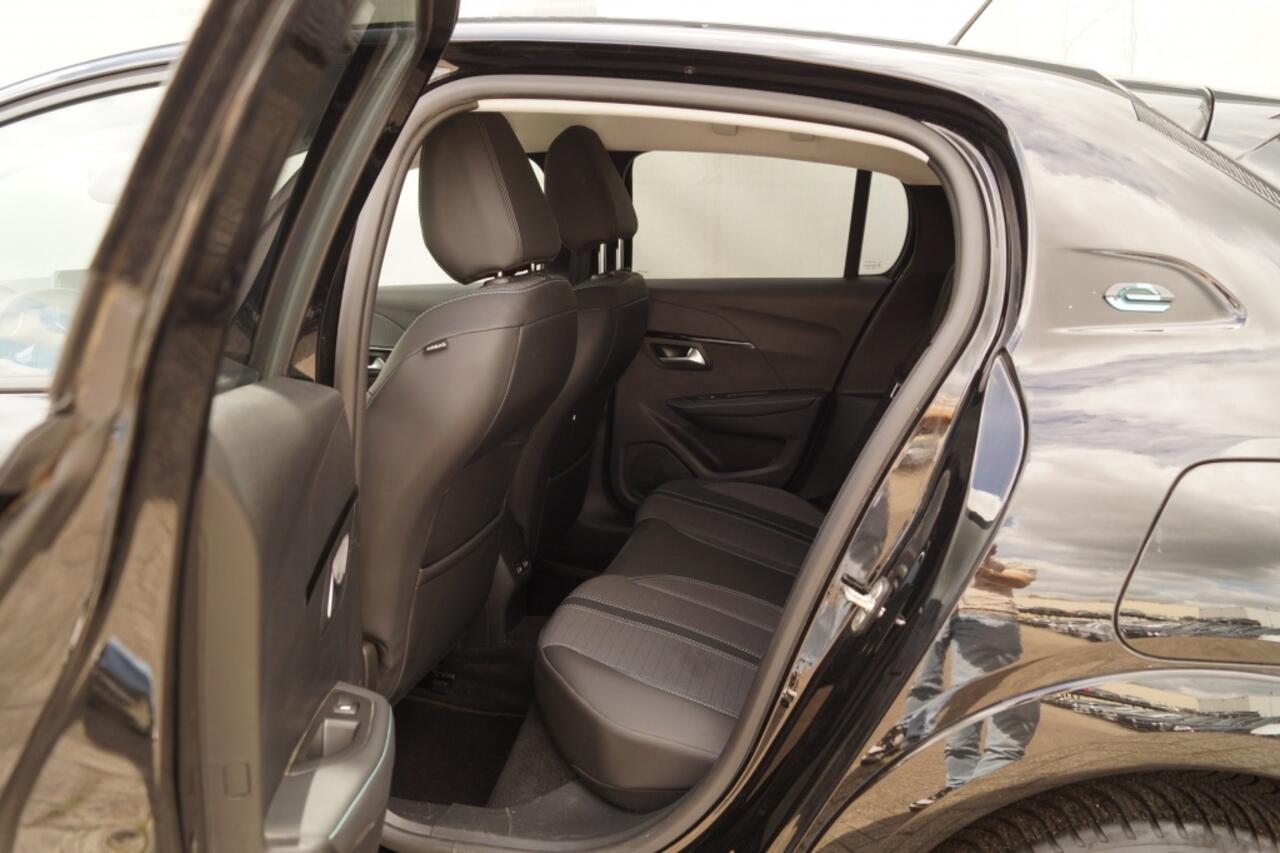 Peugeot e-208 EV Allure 50kWh -ECC-LED-PDC-